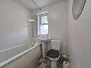 Photo 1- click for photo gallery
